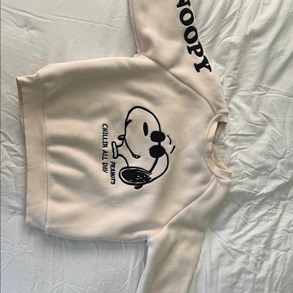 Snoopy Graphic Sweatshirt